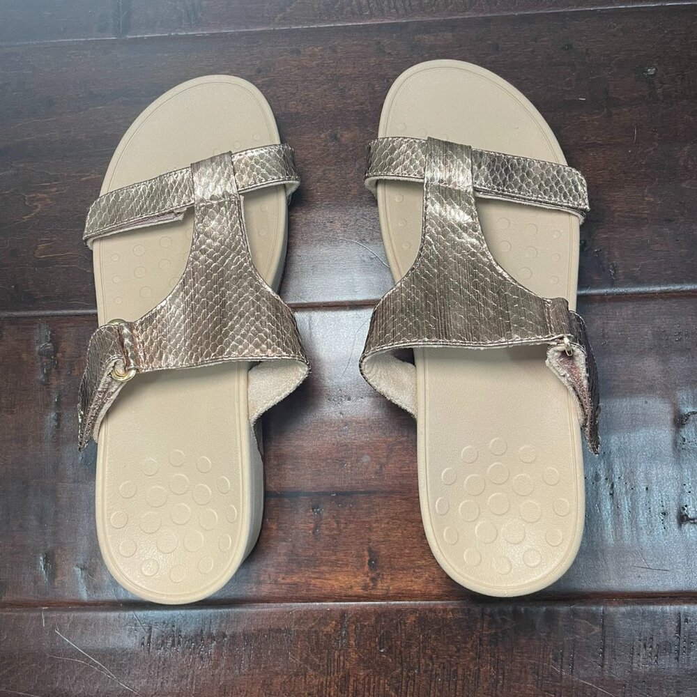 Vionic Ellie metallic snake sandals size 7